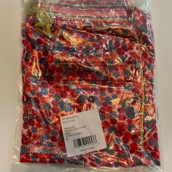 Free People set - Picture 7 of 7